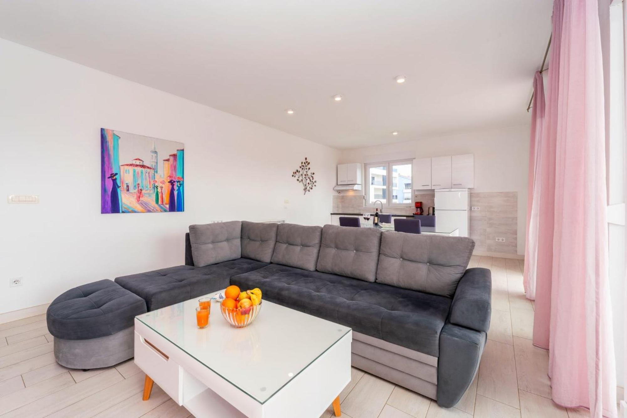 Apartment Deluxe Villa Carlotta ซาดาร์ ภายนอก รูปภาพ