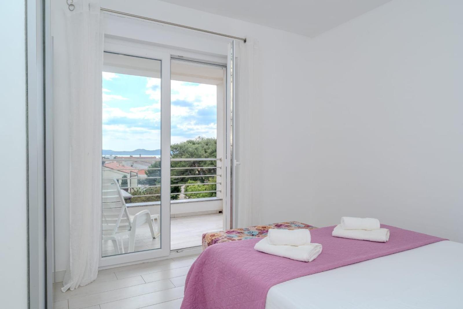 Apartment Deluxe Villa Carlotta ซาดาร์ ภายนอก รูปภาพ