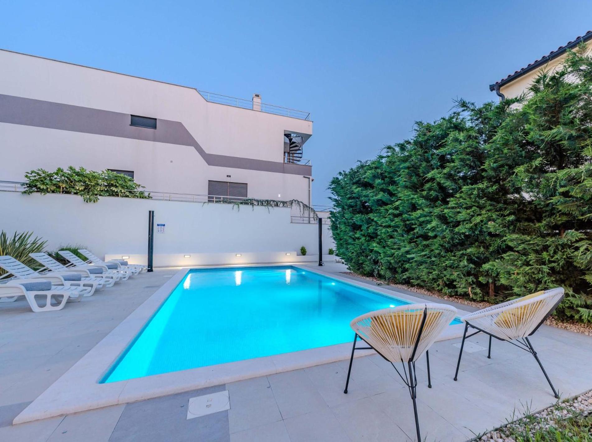 Apartment Deluxe Villa Carlotta ซาดาร์ ภายนอก รูปภาพ